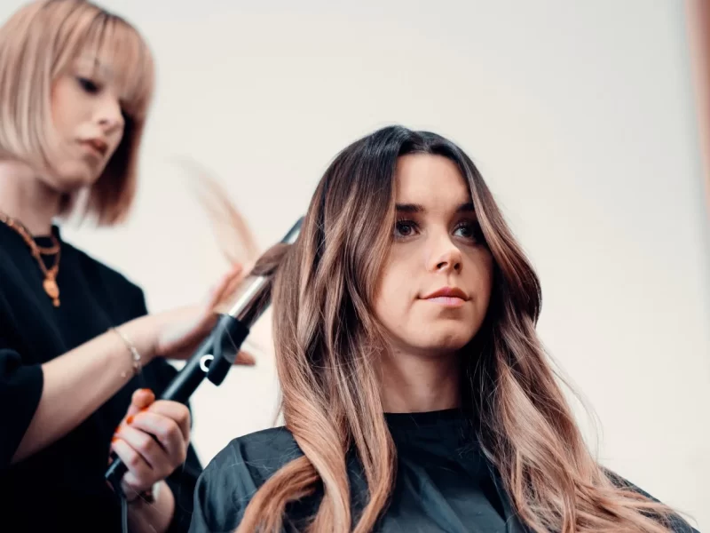 Balayage vs. Highlights: Choosing the Right Hair Color Technique for You