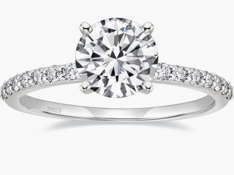 Top Qualities of The Best Fake Diamond Engagement Rings