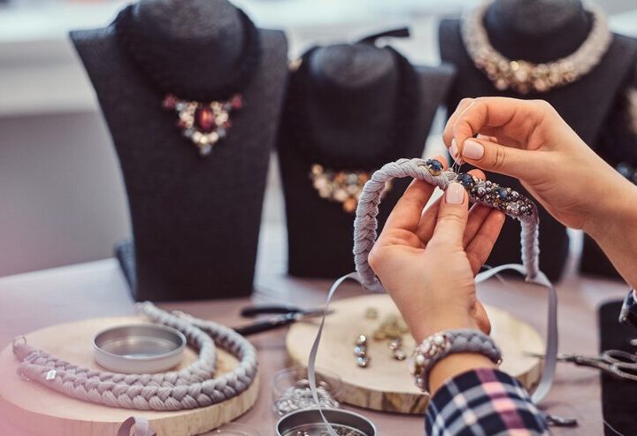 Crafting Uniqueness: The Rise of Handmade Jewellery in the Era of Mass Production